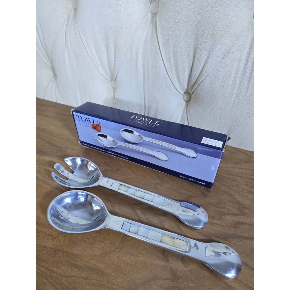 Towle Silversmiths mother of pearl 2-piece salad serving set 11"